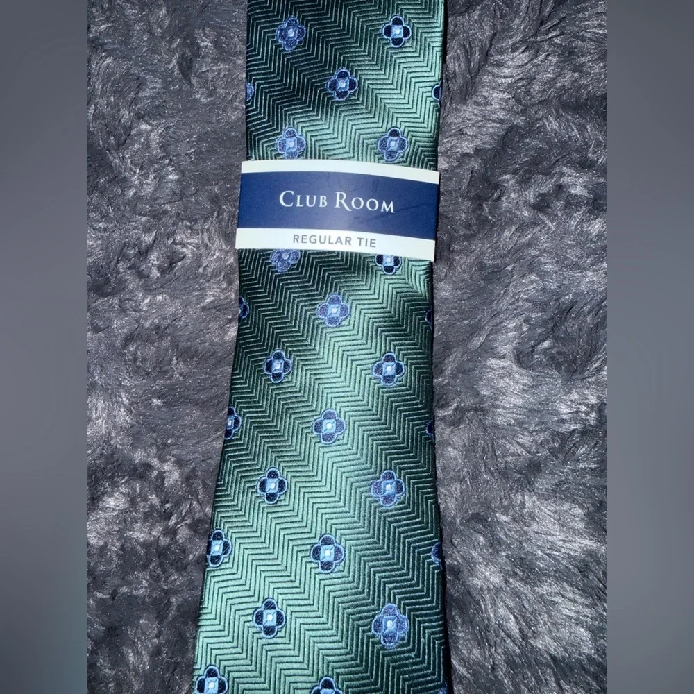 NWT Club Room Green and Blue Men's Tie